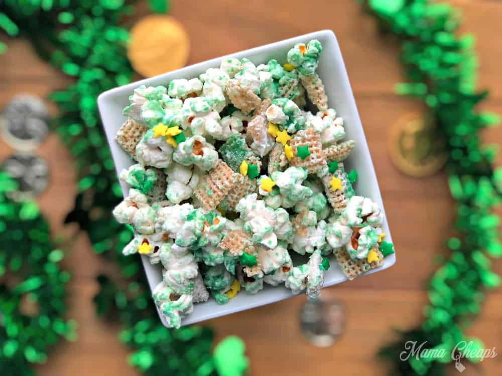 St. Patrick’s Day Snack Mix- Leprechaun Bait! 