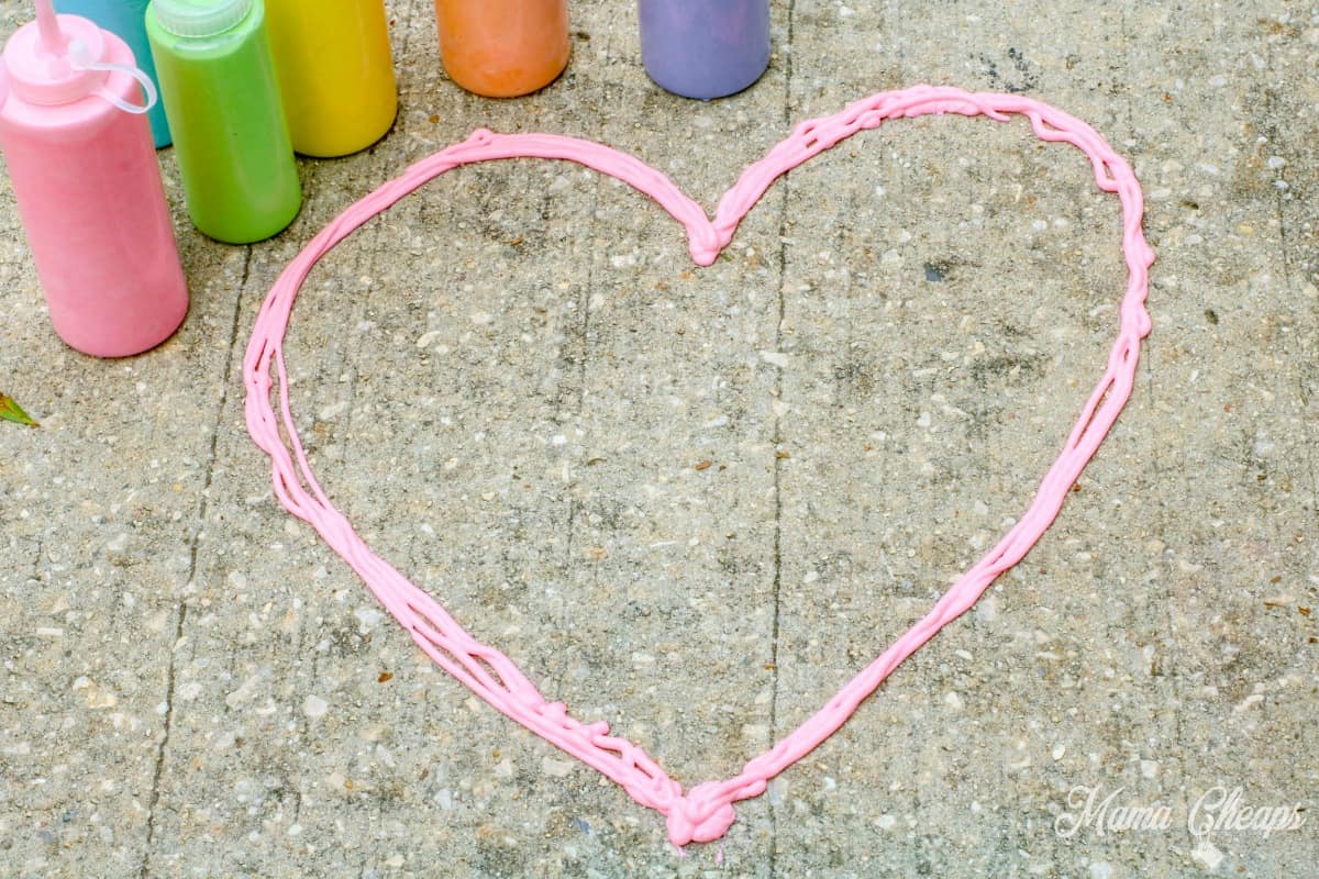 Sidewalk Puffy Paint Heart Outline
