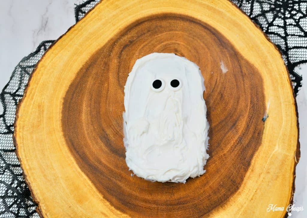 Eyes on Frosting Ghost
