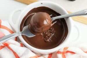 Chocolate dipping